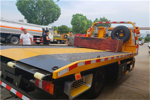 甘谷附近拖车电话号码服务